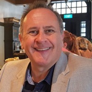 Mark Thomas